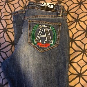 Women’s jeans